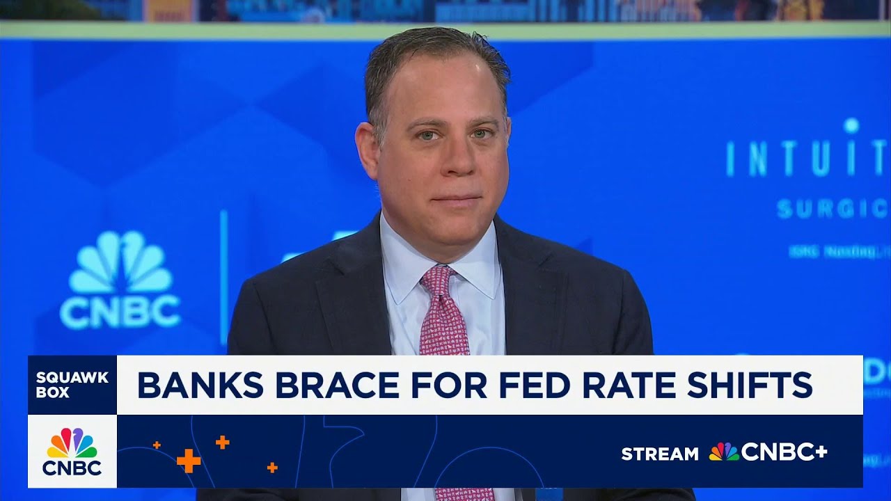 Market thinks Fed needs to cut to keep economy going, says Barclays' Jason Goldberg