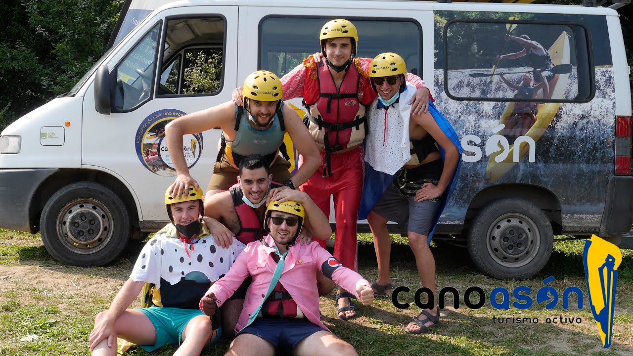 Descenso del Asón en canoa (Tramo Udalla - Ampuero) , de risas con los colegas