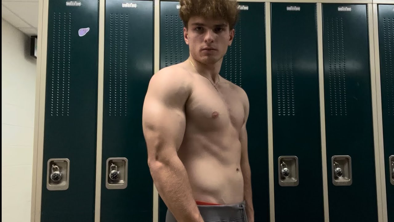 HOW IM BUILDING A BIGGER CHEST IN COLLEGE💥 | Day 23 | Bulk in College