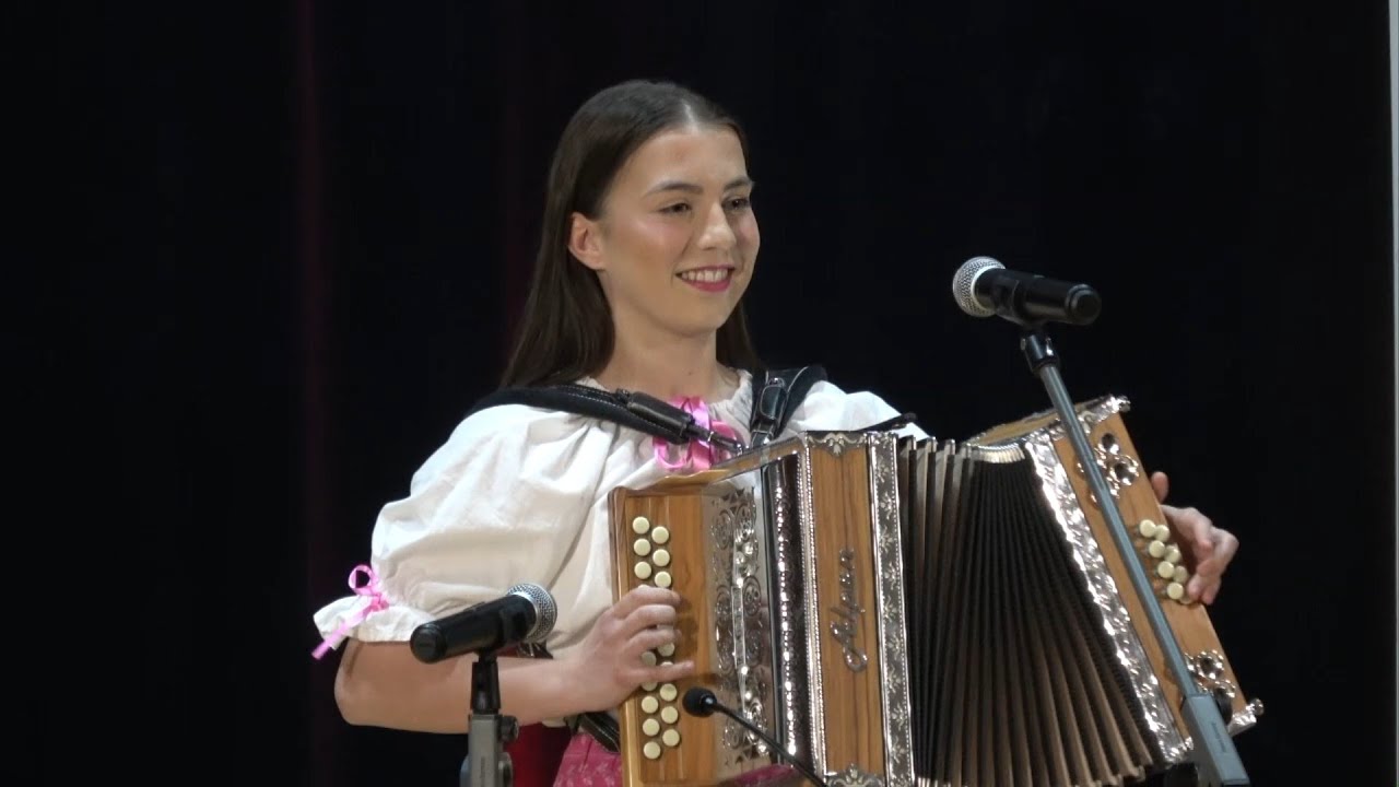 Nelka Zadubanová - Heligonka Papradno 2025