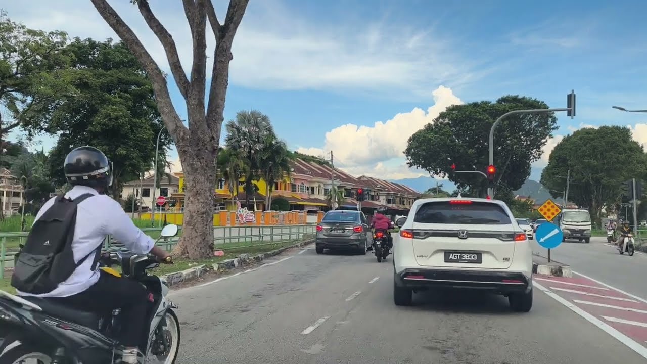 Latest Driving on Dec 31 at Kuala Kangsar - Tasek - Medan - Tambun Ipoh, Perak, Malaysia