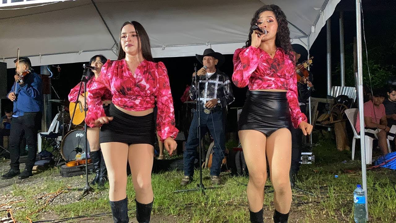 Nos fuimos Hasta Restaurante Don Juan A Poner a Bailar a la Gente que si sabe Gozar😍💃🏻