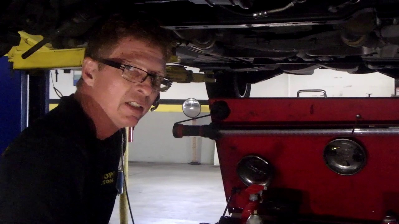 2005 Dodge Magnum   How To Replace Inner and Outer Tie Rods