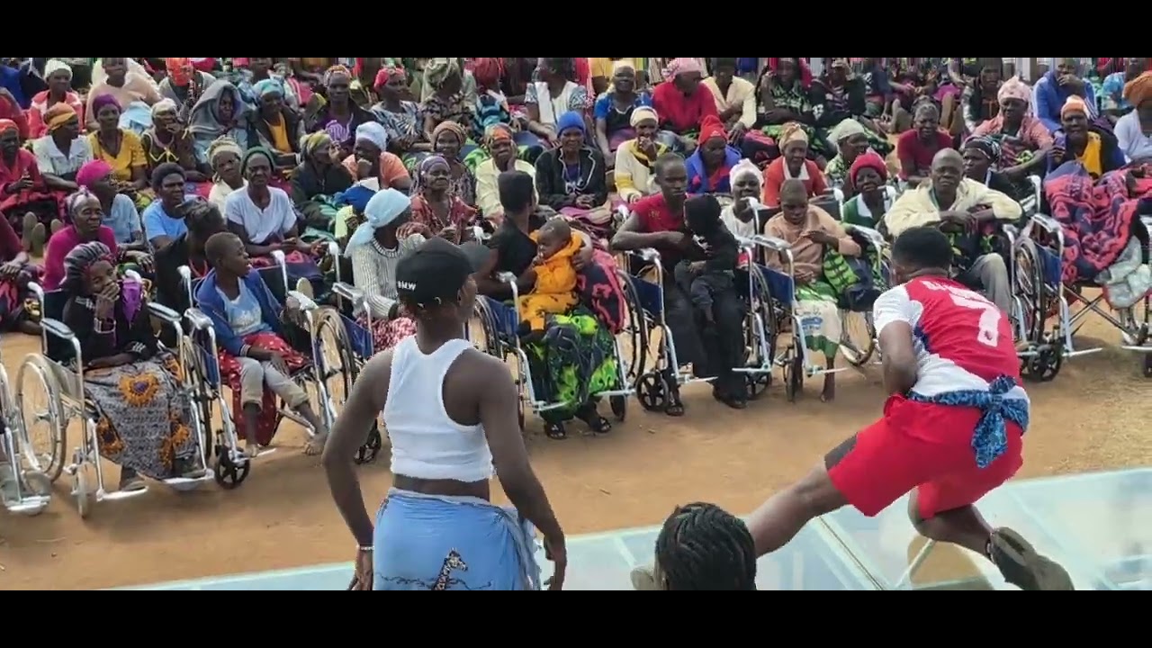 Dj nduna - Fashion sakala (STAGE performance)