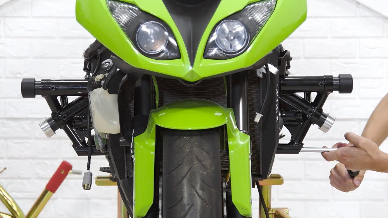 Установка Клетки с Пластиком на ZX6R Стантбайк