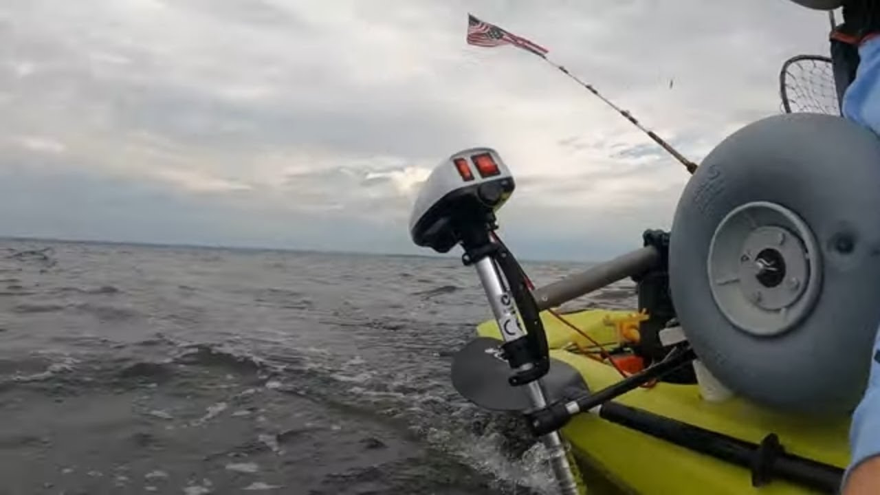 Троллинговый мотор на каяке Compass! Обзор/тесты Watersnake T24 с боковым креплением на воде + мо...