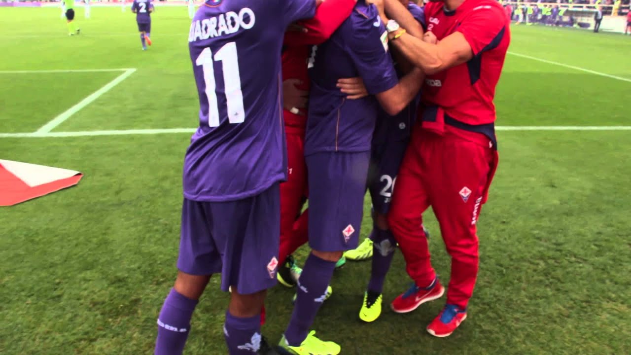 Fiorentina vs Juventus  4.2   20-10-2013  il 3.2 di Joaquìn ripreso dal campo.APOTEOSI !!!!