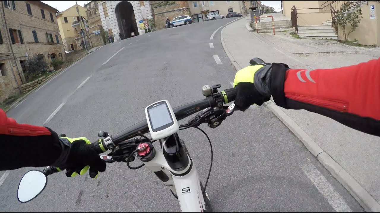 Luca MTB strade marchigiane (2) da Loreto a Recanati - 5.3.2016 - 4K
