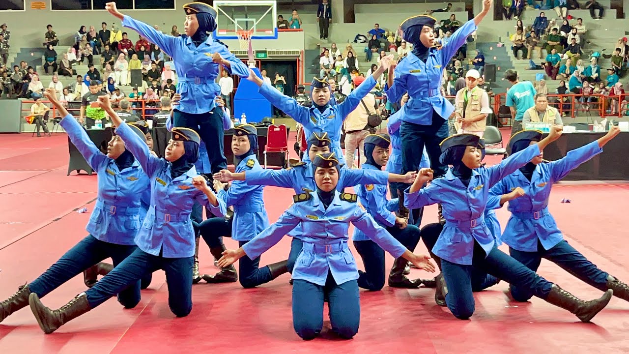 KEREN! WANITA UDARA! Penampilan Paskibra MTSN 4 Cirebon | LOBB FINAL TOUR FORBASI 2025 Kategori U-15