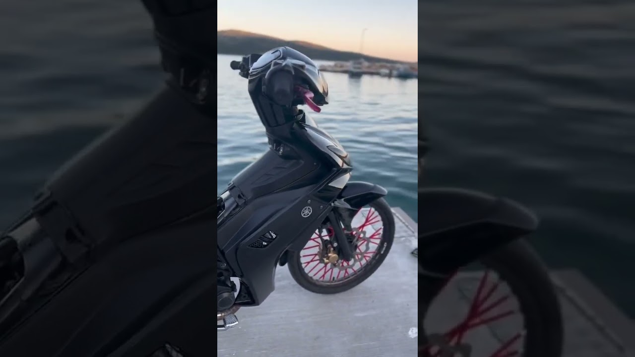 Yamaha Crypton X Black