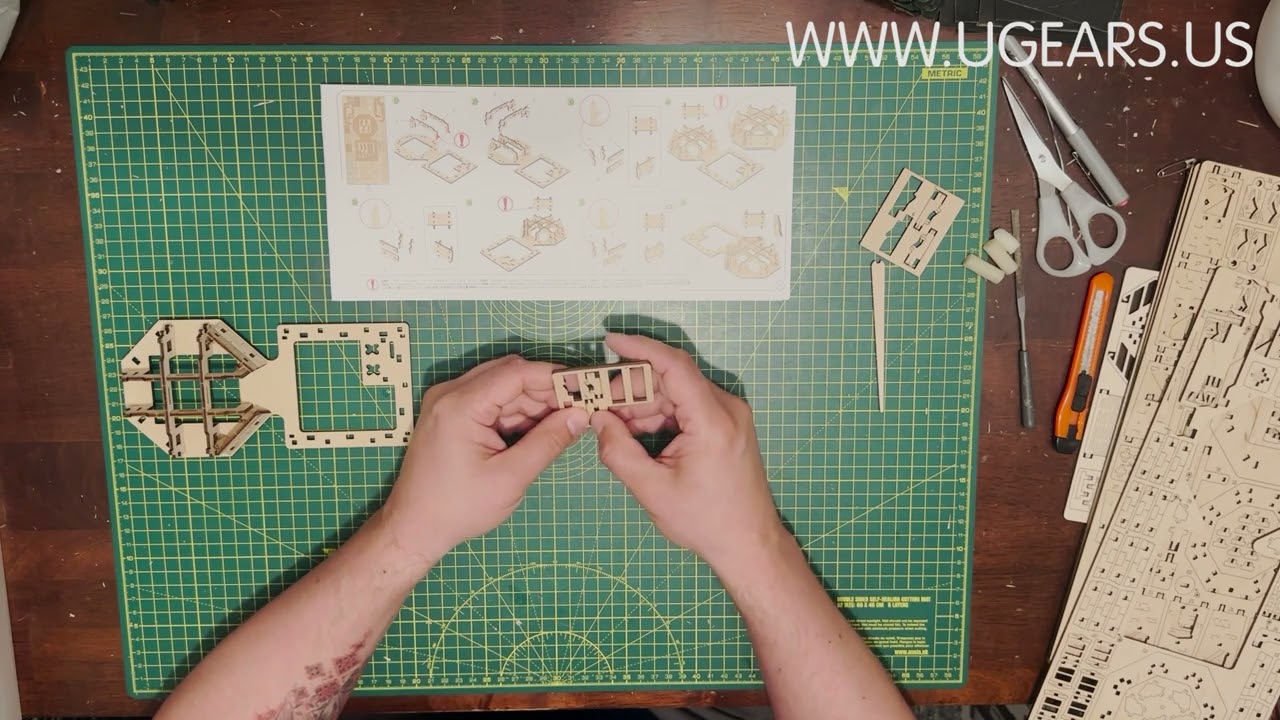 UGears Split Rock Lighthouse &ndash; Step-by-Step Assembly Video Guide | A Wooden Night Light Masterpiece!