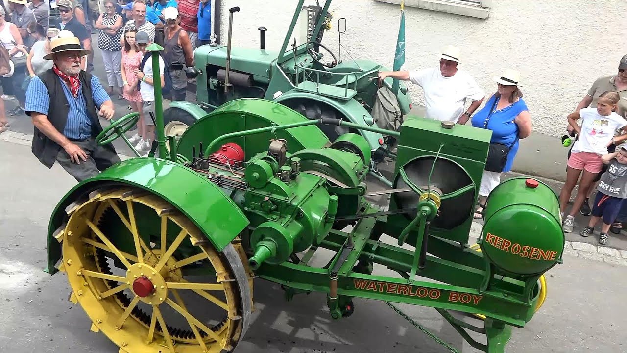 Historischer Traktoren Corso am Sonntag- 6. Oldie- und Traktorenfest in Guntmadingen / CH 14.08.2022
