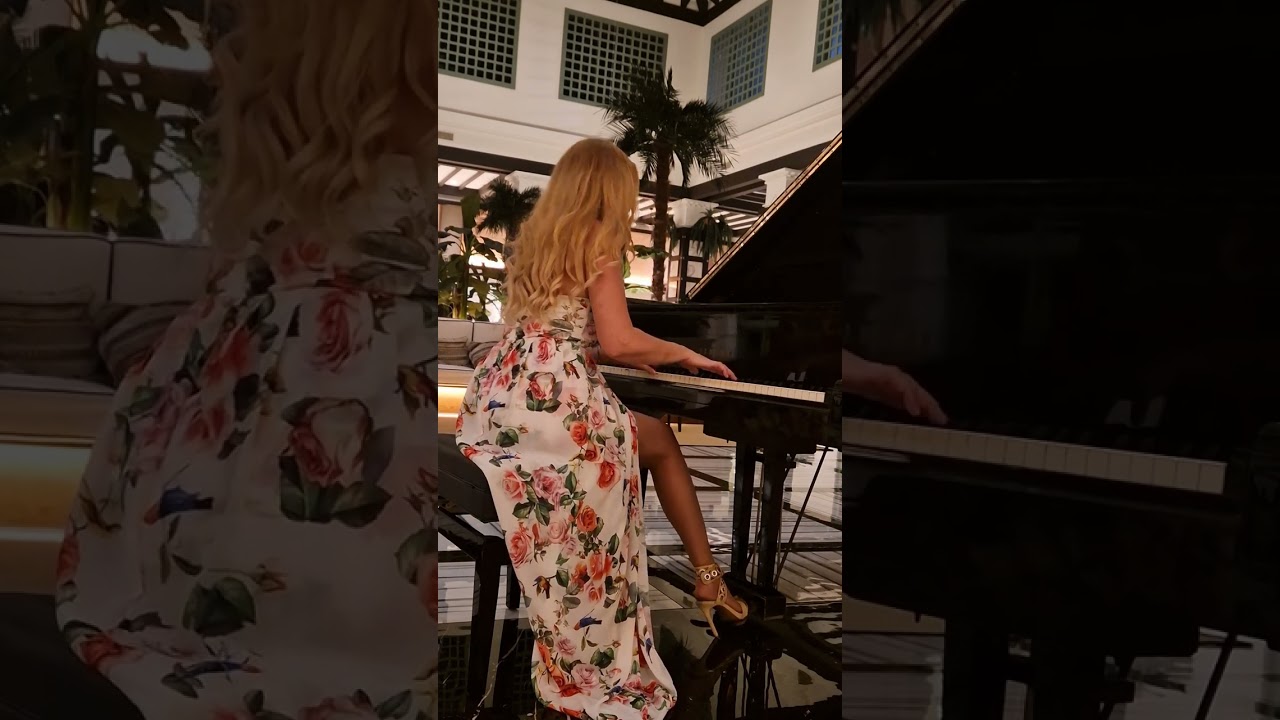 Mike Oldfiel ♡Moonlight Shadow ( Piano Cover By Yasmina Gallardo)