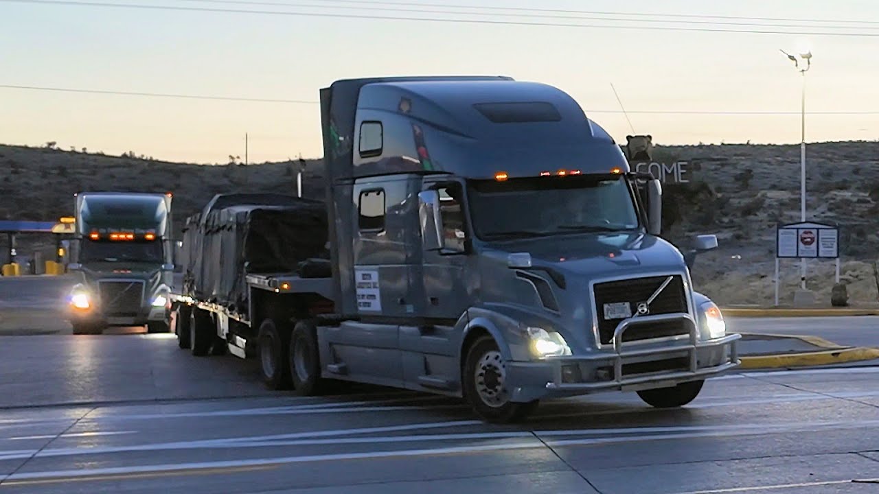 Truck Spotting in Arizona, Watch Trucks and other Vehicles big and small