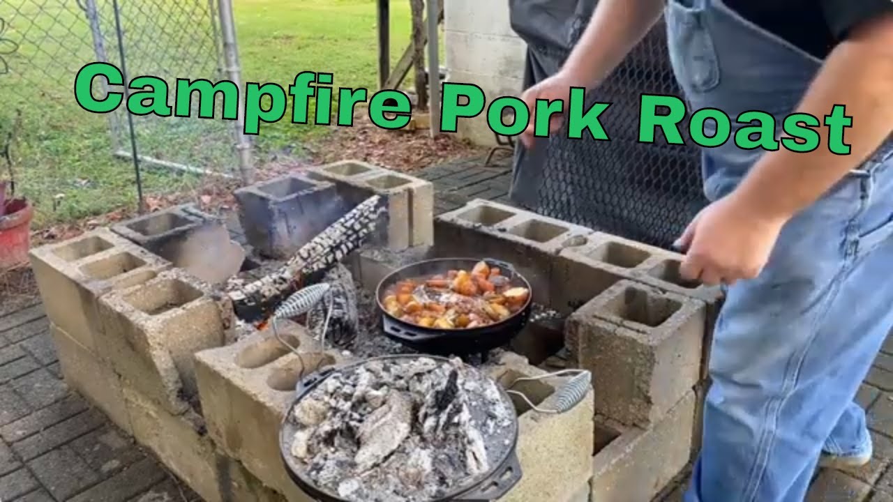 Lodge Cast Iron Cook It All (Жаркое из свинины на костре)