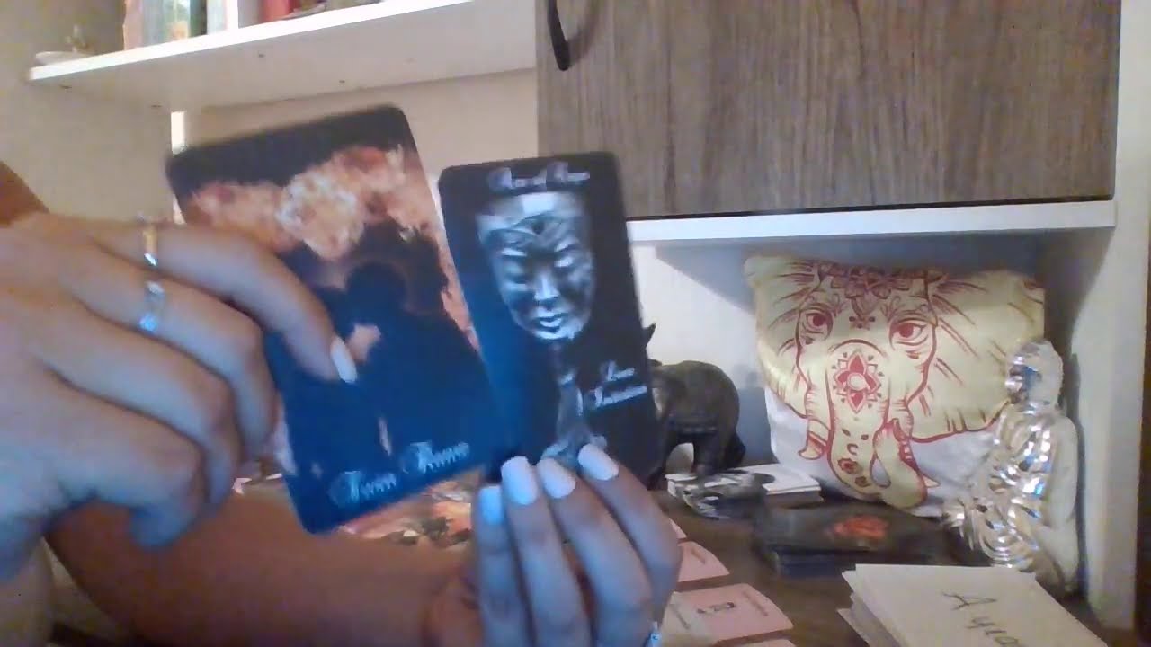 The connection between DM and DF RIGHT NOW - Twin Flames