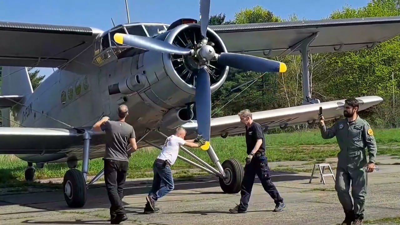 Antonov AN-2 at Großenhain Airport (EDAK) (3)