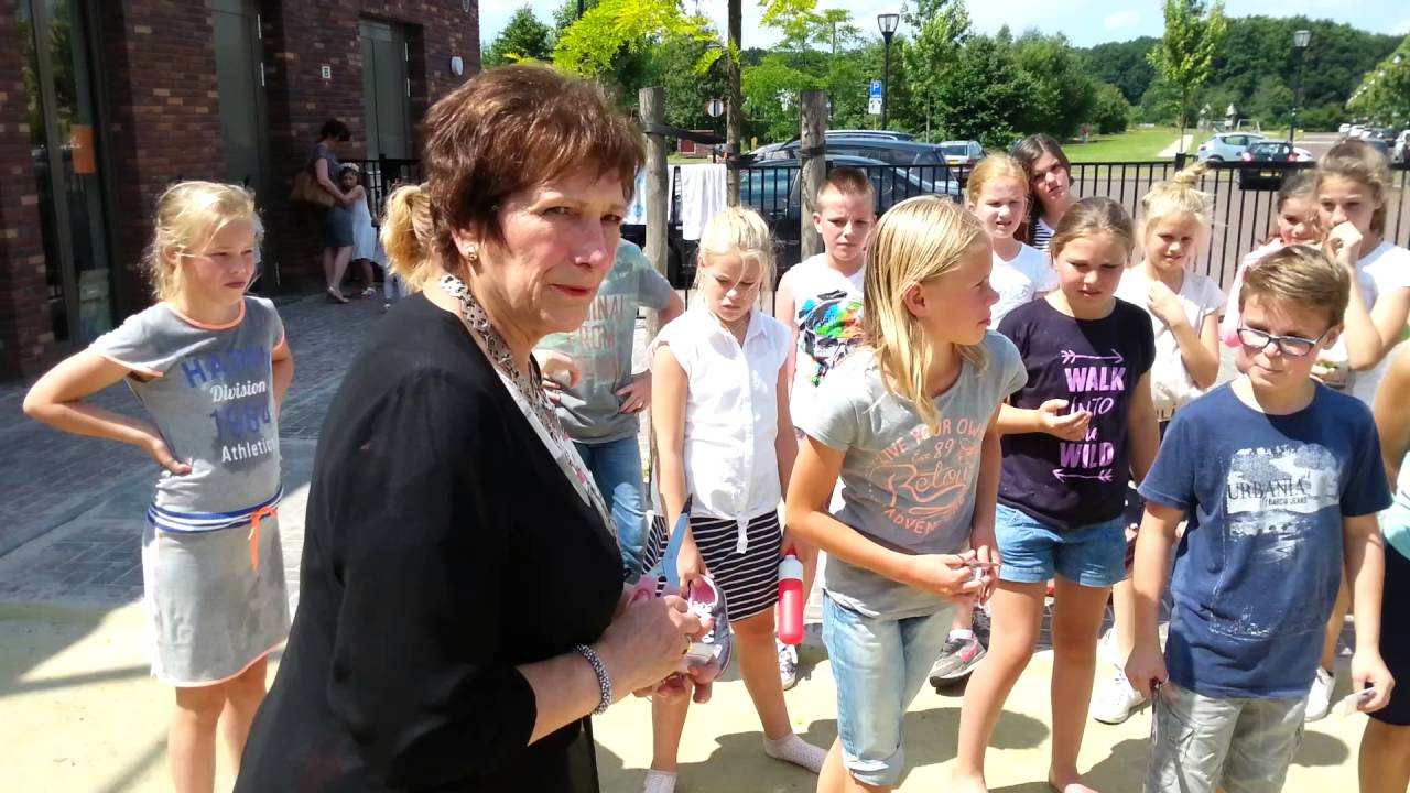 Basisscholen gemeente Goirle krijgen vlinderstruik