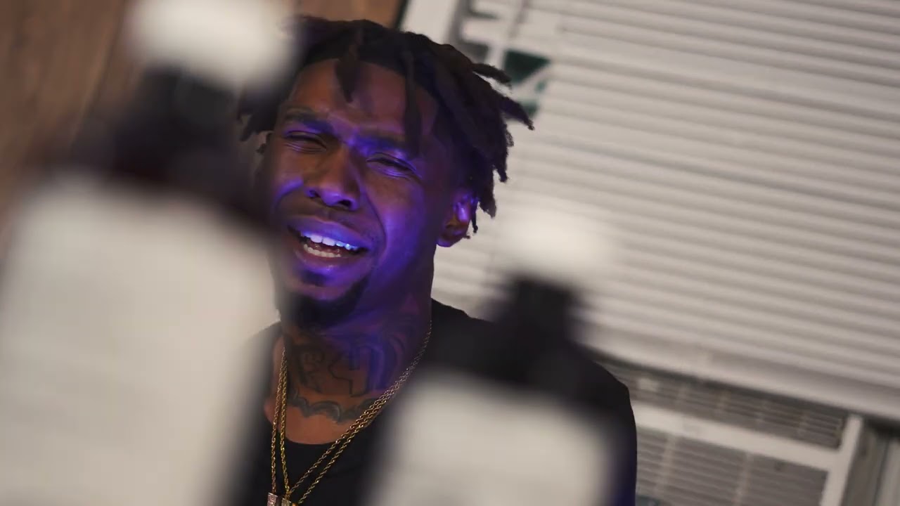 14hunnidblkLiFoo Dlb cup n Drank (Official music video) ShotBy: @datwrkfilmzllc 