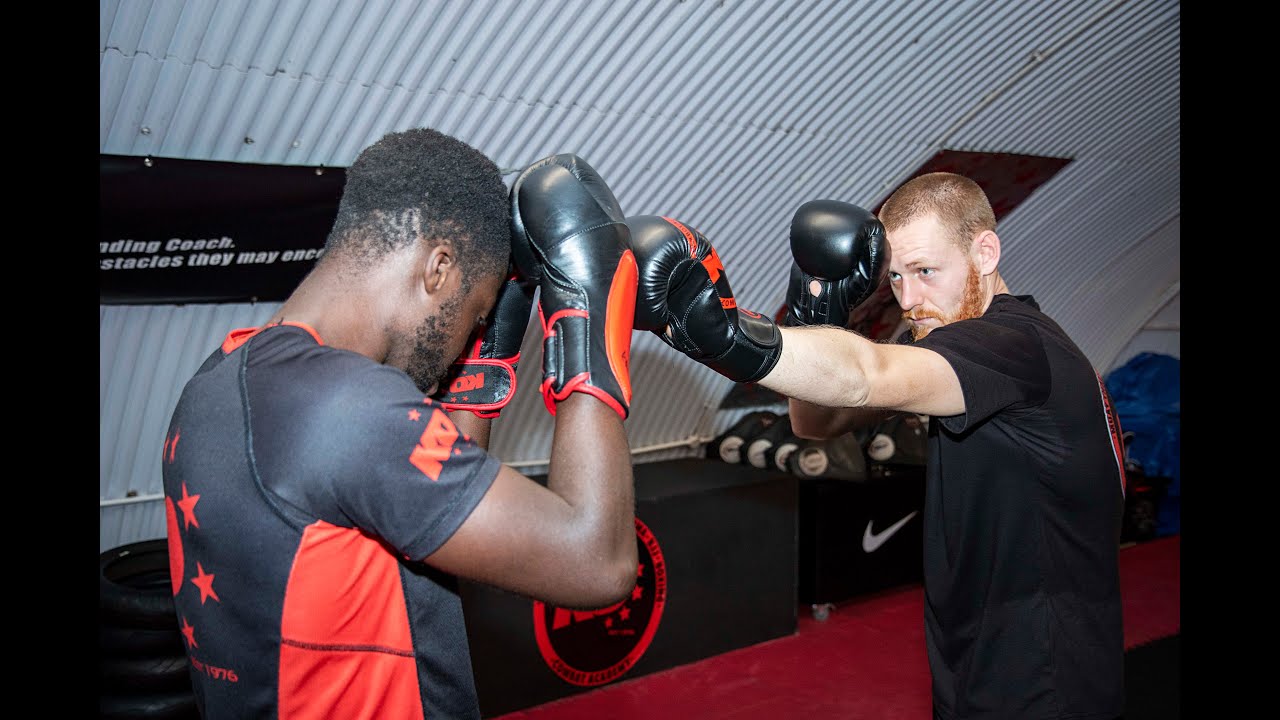3 Essential Ways to Use Measuring to Attack in Muay Thai with Bradley Heason
