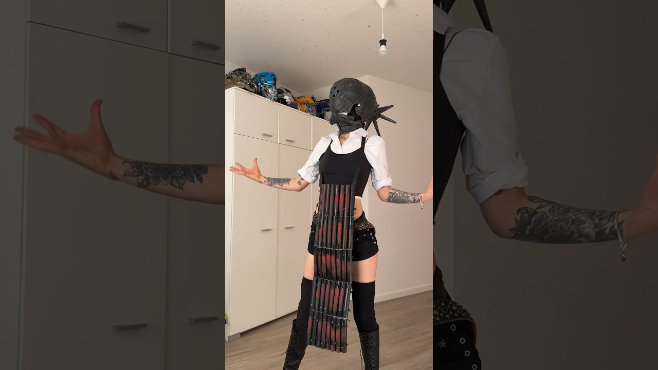Chainsaw Man cosplay collection 😤 