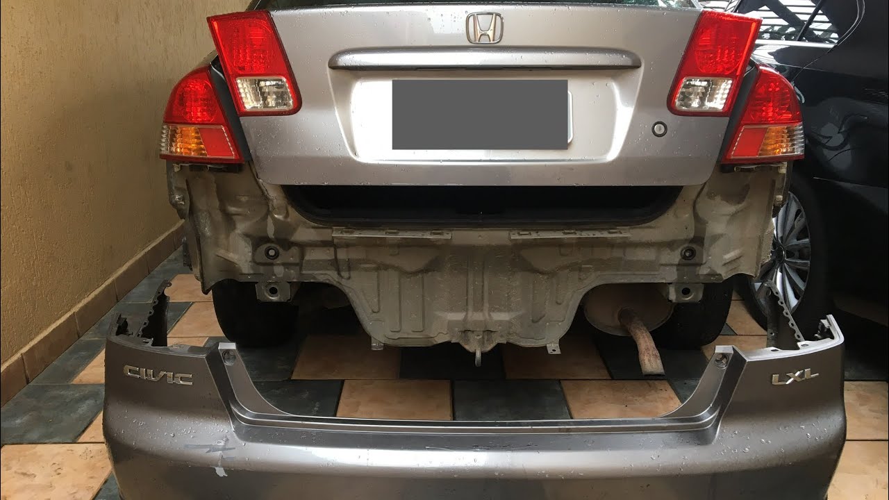 Como tirar o pára-choque traseiro  Honda civic 2001 até 2006.