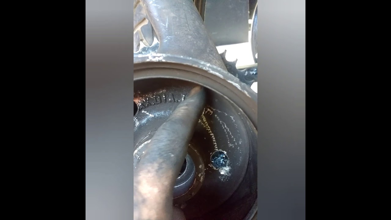 Como consertar a roda da moto relação CBX 200 Strada