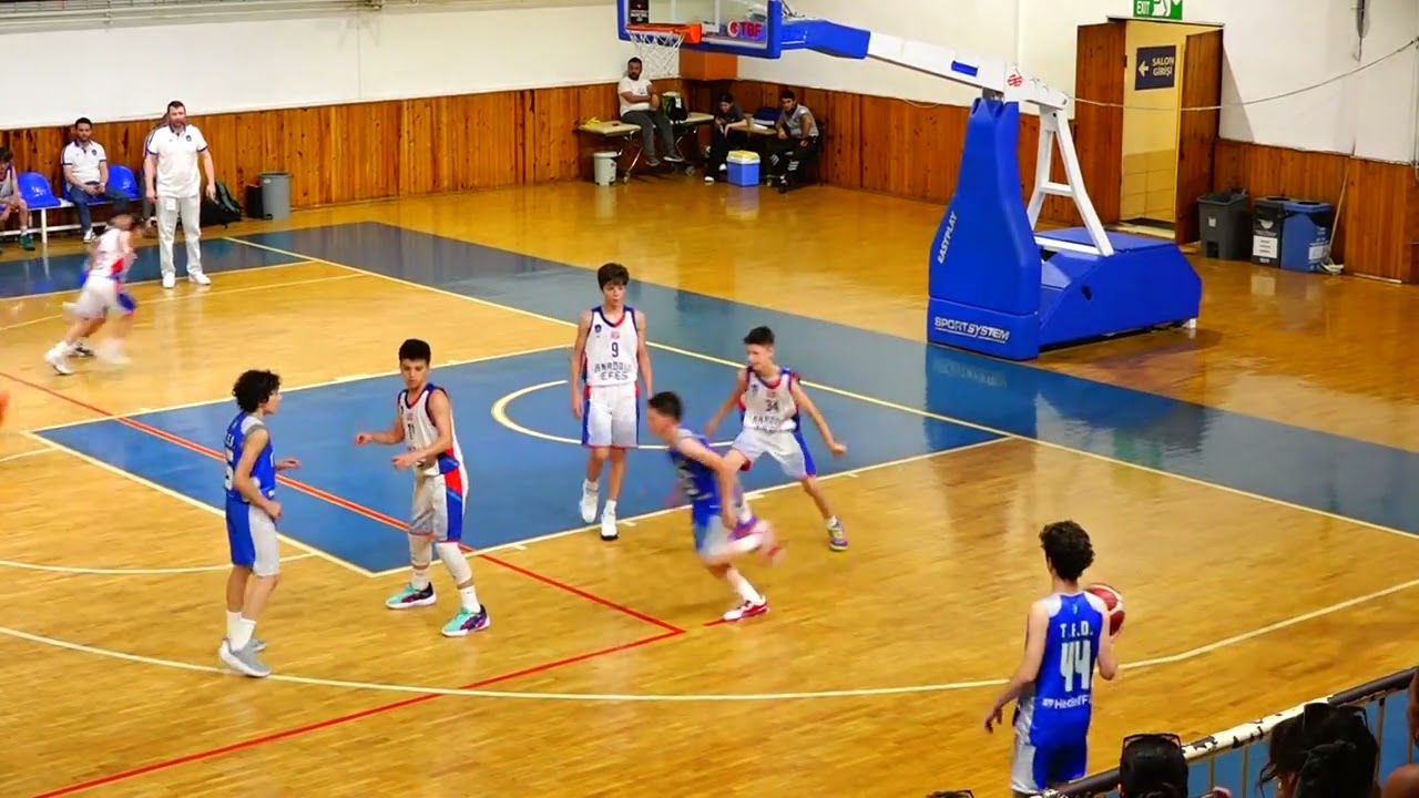 ANADOLU EFES- TED TBF U12 FİNAL 3.PERİYOT