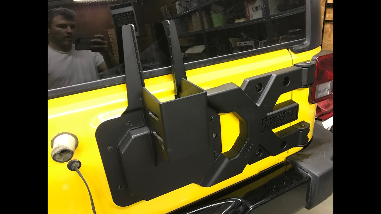 HYKE.LIFE - Rugged Ridge Spartacus Tire Carrier