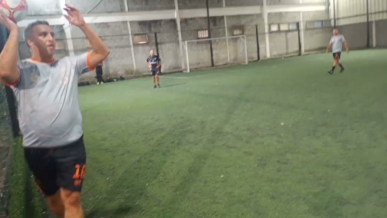 Fútbol 7+40 primera B. Fecha n°4 /// LA NARANJA MECÁNICA 2-1 LOS TRAIKAS FC///