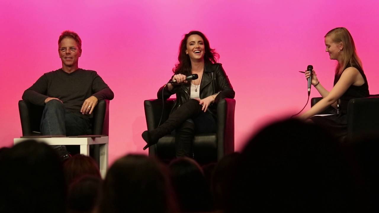 Q&A - Amy Manson - Fairy Tales IV
