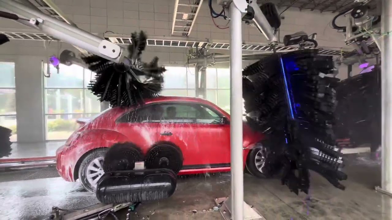 SpeedShine Express Car Wash - SpinLite Equipment