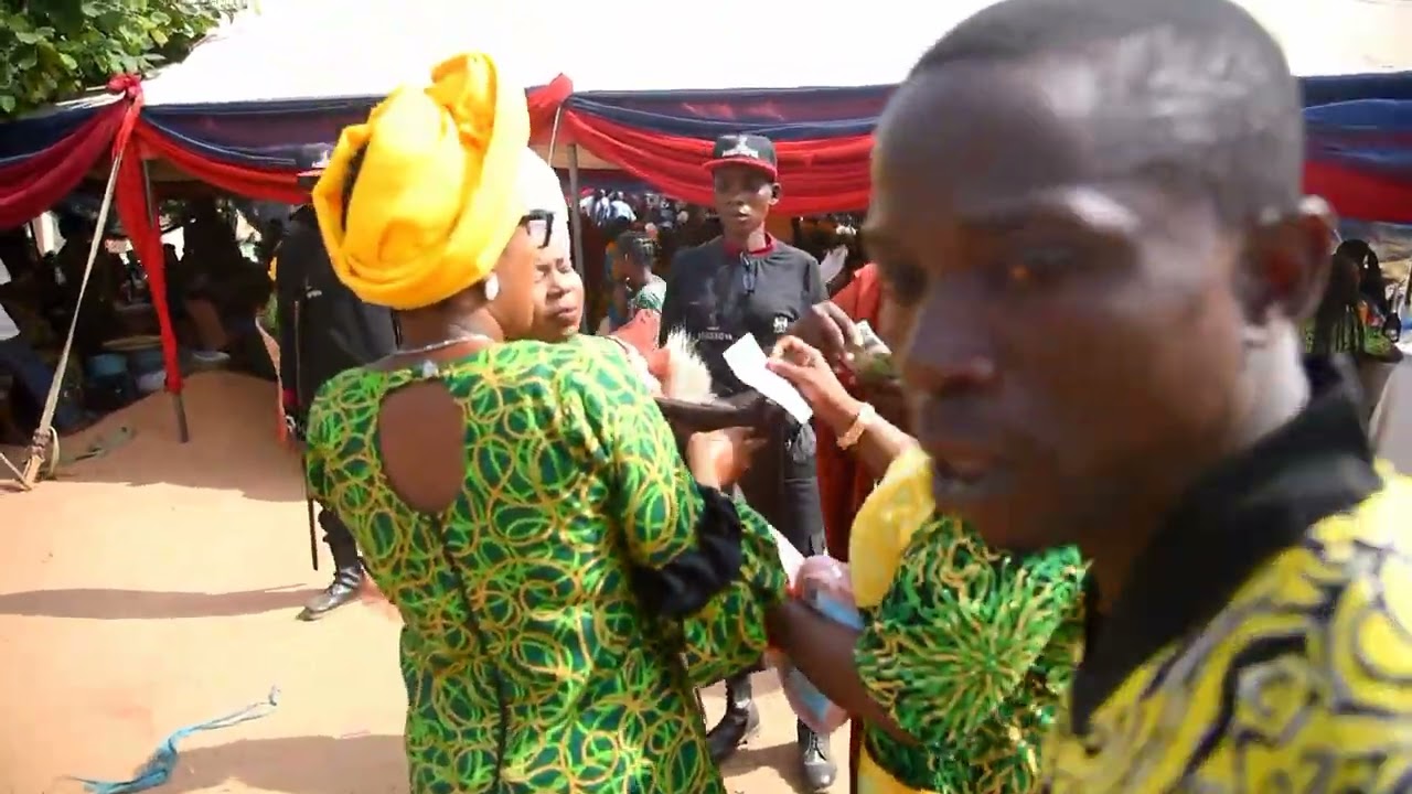 FINAL BURIAL CEREMONY OF CHIEF MRS LONGE (3)