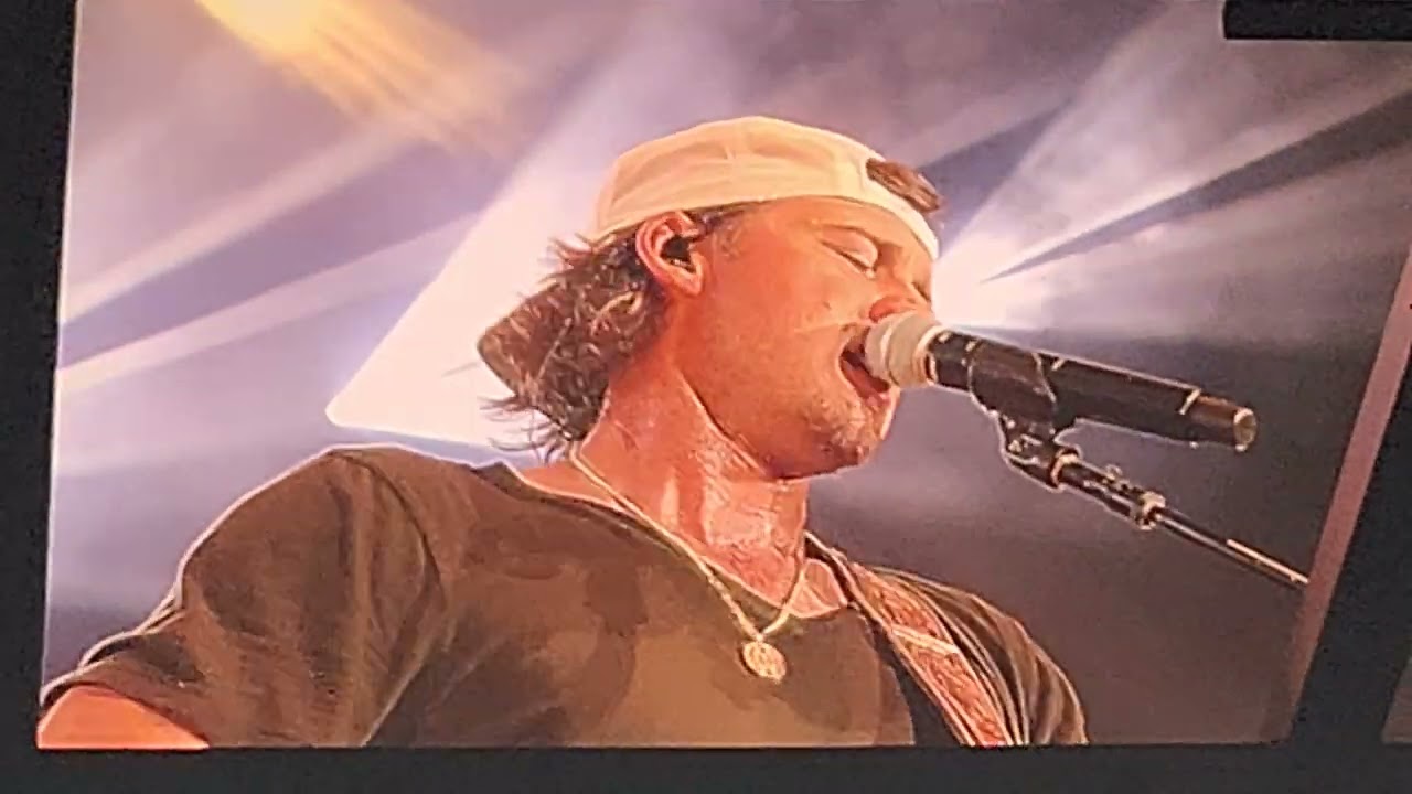 Morgan Wallen - Don't Think Jesus