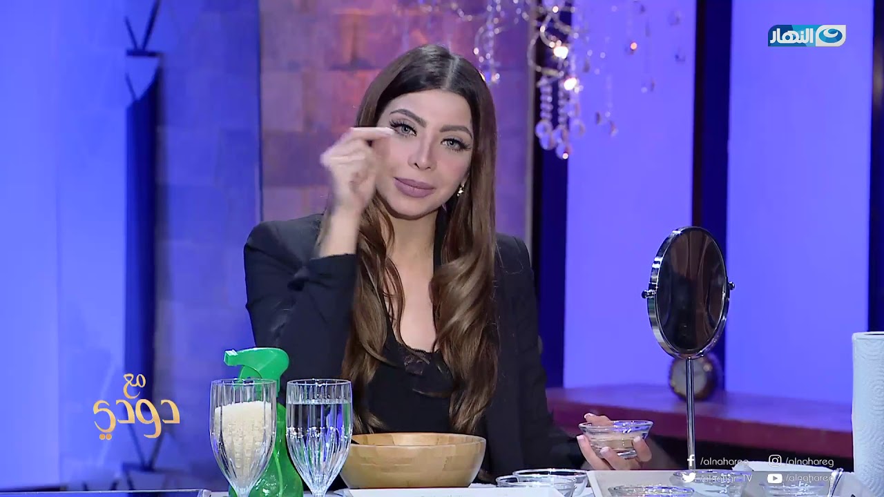 مع دودي | دعاء صلاح تقوم بتجربة على الهواء لتصفيف شعرها 