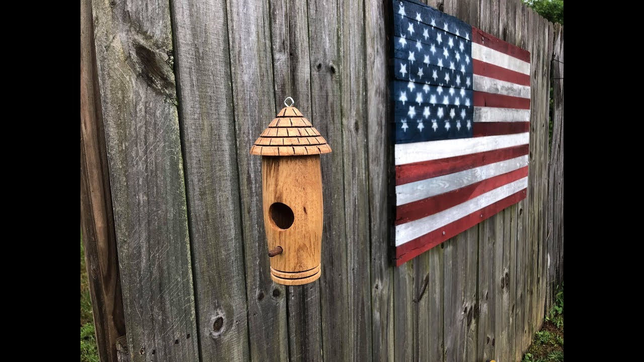 Hummingbird Birdhouse