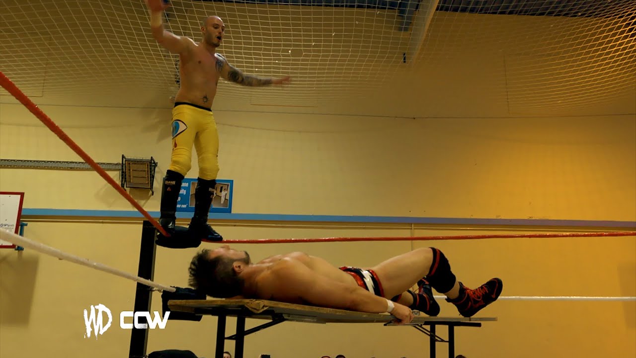 Ricky Combat V Xavier Burns  // Wrestling // Tables match