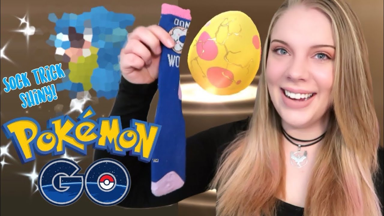 HATCHING A SHINY WITH THE SOCK EGG HATCHING TRICK! 18x 7km Sinnoh Event Eggs | Pokemon Go