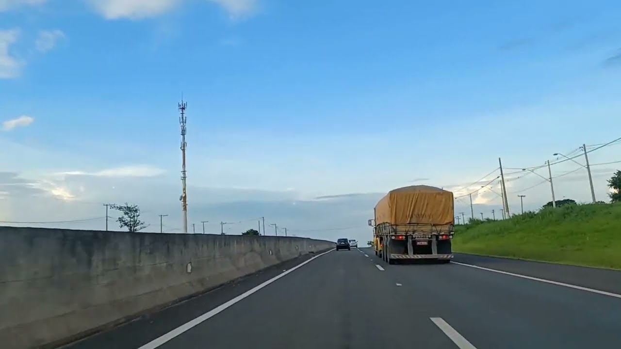 Indo até ao aeroporto de Bauru SP Brasil 12/03/2022.