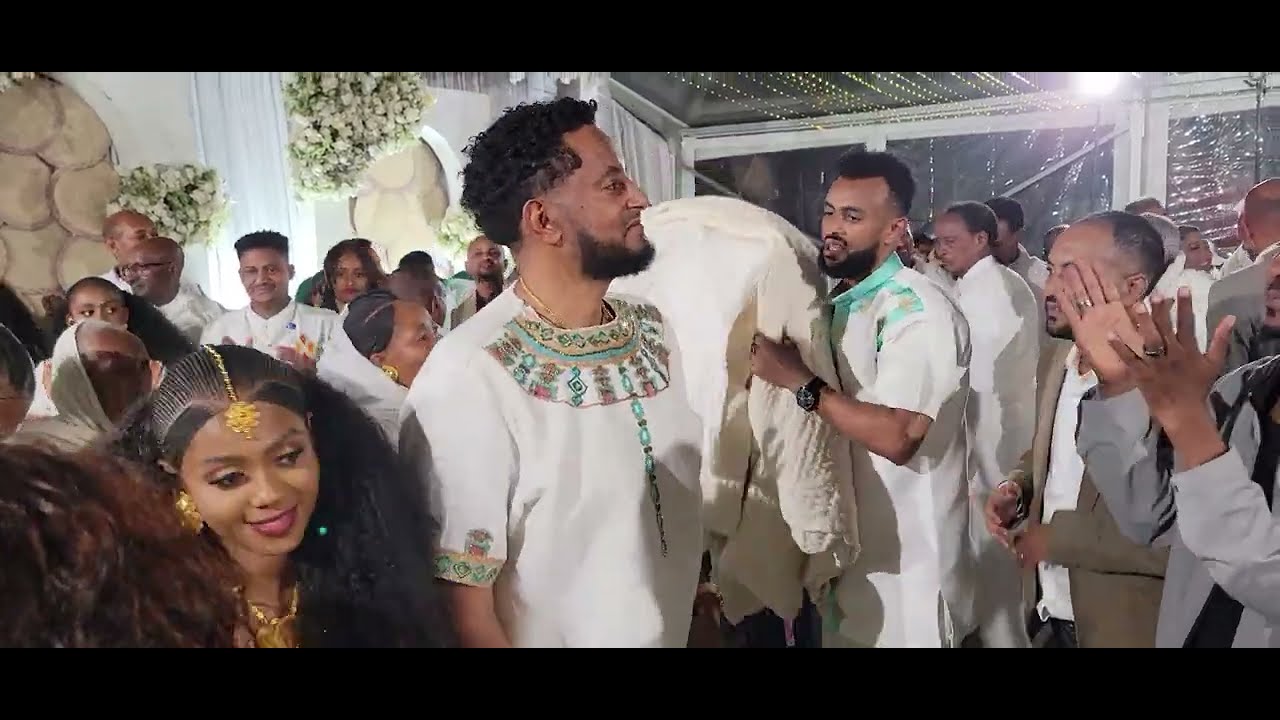 መርዓ ድምፃዊ ሰርፀ ብርሃን ታደሰ ድምፃዊ ሚዛን ተስፋይ ዚዝ ኣቢሉዎ Happy wedding artists Sertse brhan tadese