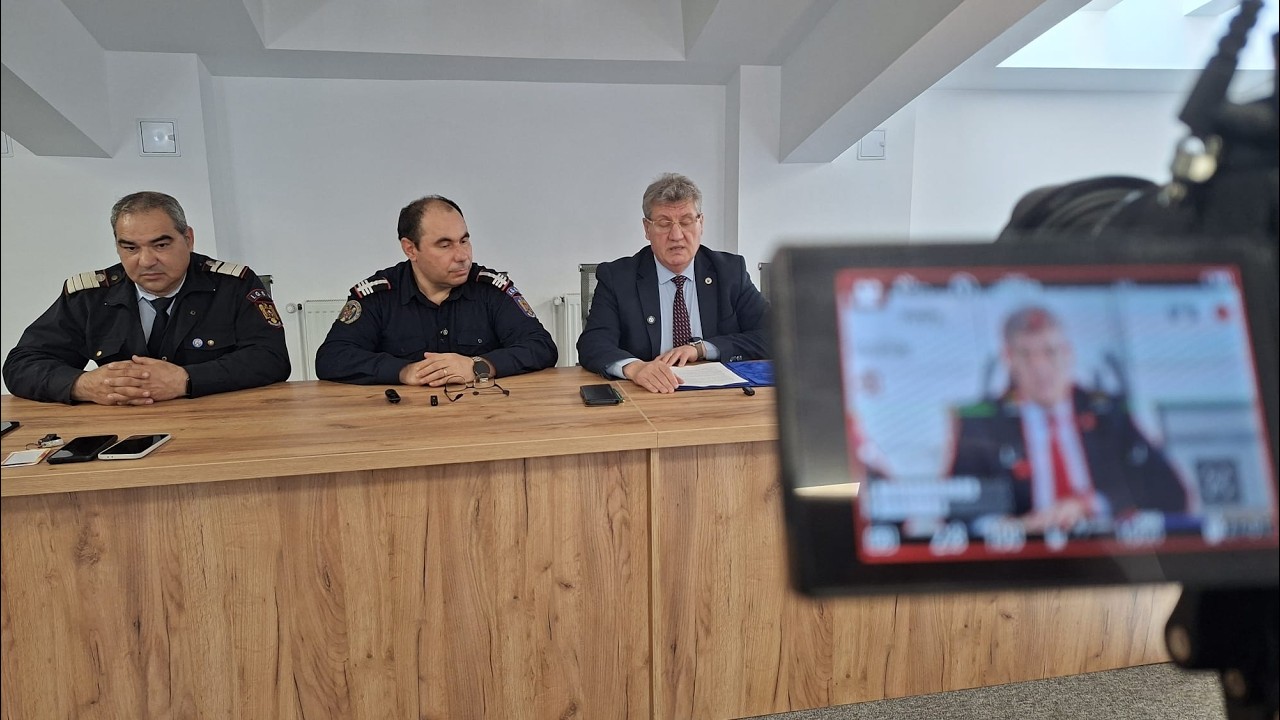 CONFERINȚĂ DE PRESĂ LA ISU CĂLĂRAȘI BILANȚUL UNEI PERIOADE SUB AVERTIZARE DE COD ROȘU