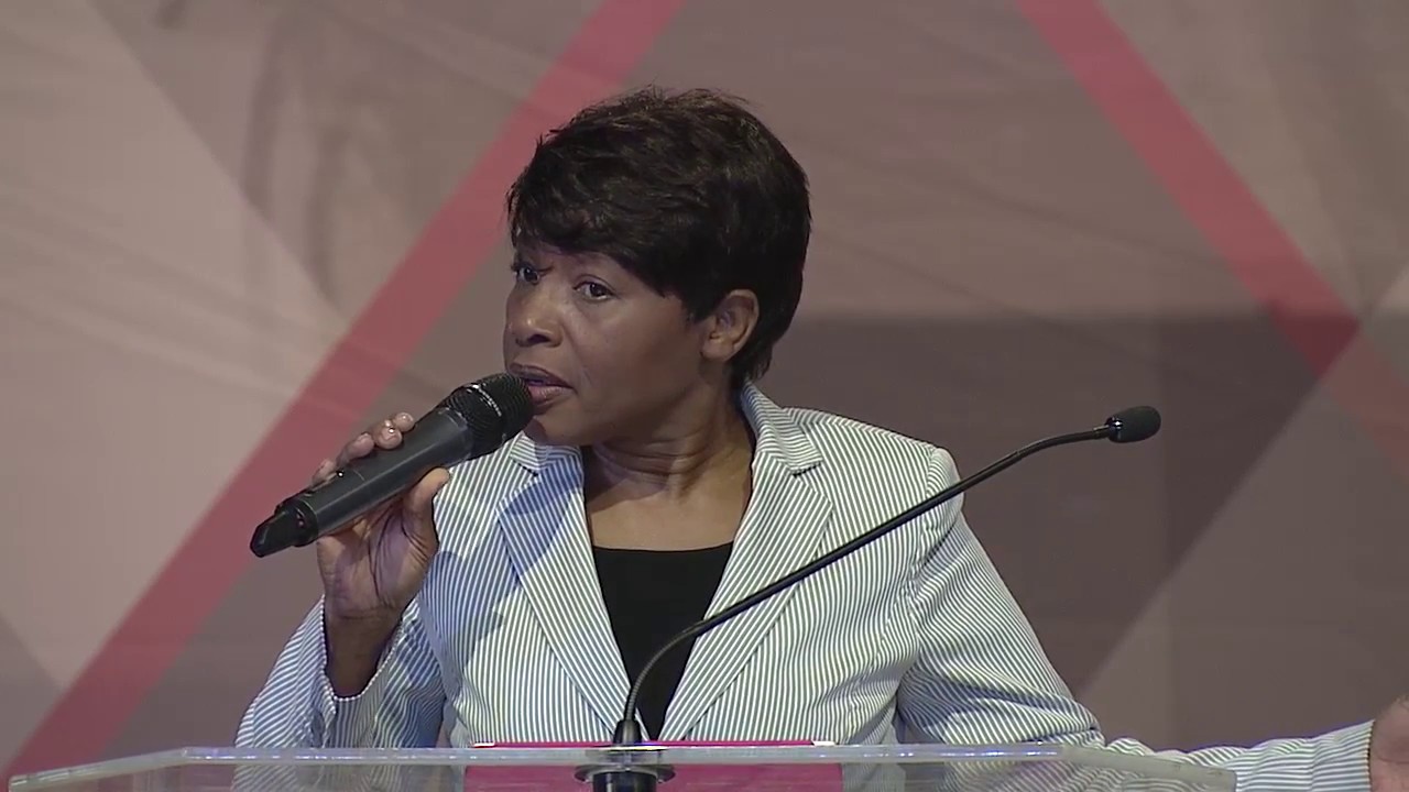 2. Tuesday Prayer & Praise -  Donnett Blake - CM2018