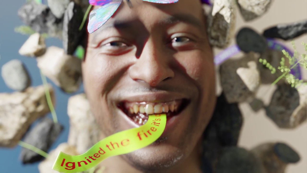 Flume - Levitate (feat. Reo Cragun)