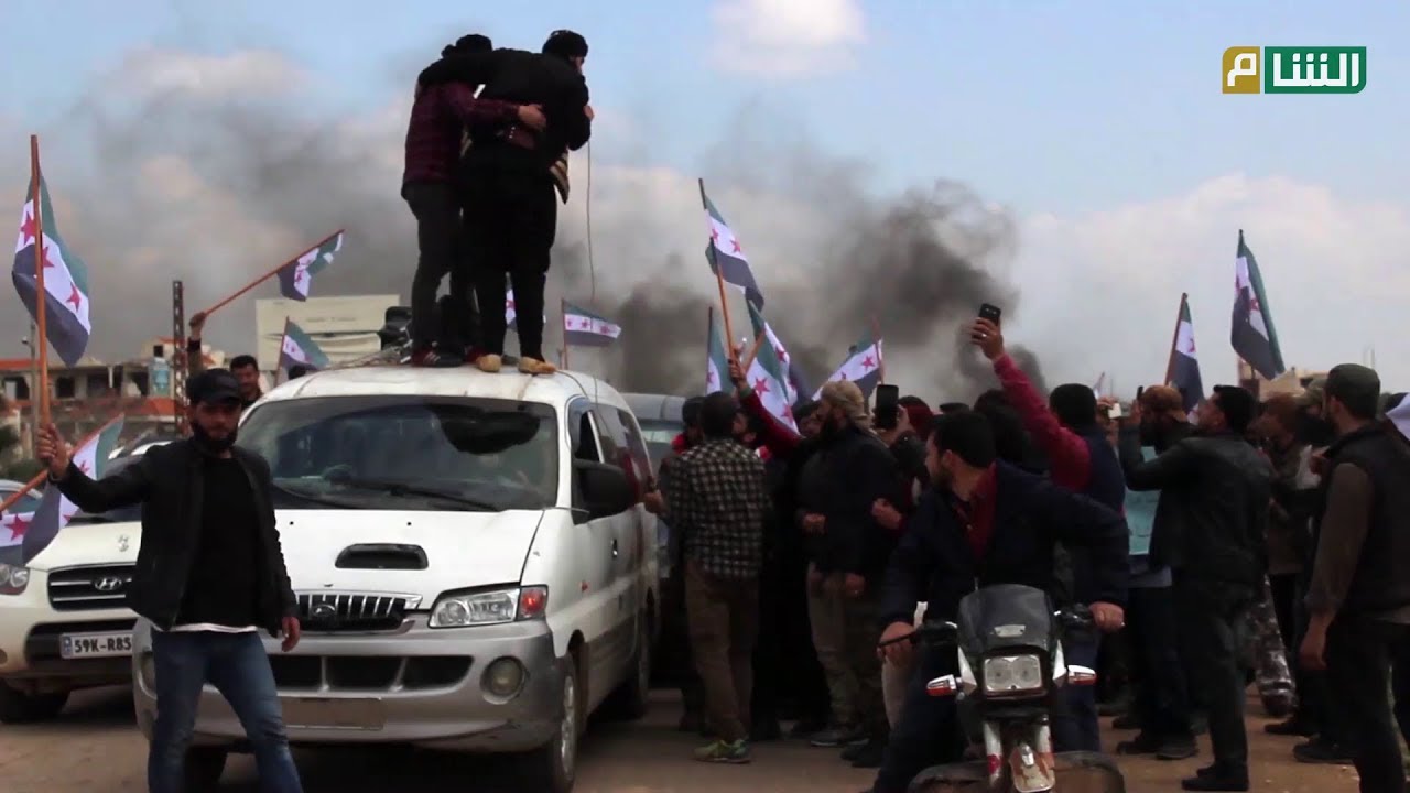 استمرار الاعتصام على استراد حلب - اللاذقية رفضاً لدخول المحتل الروسي
