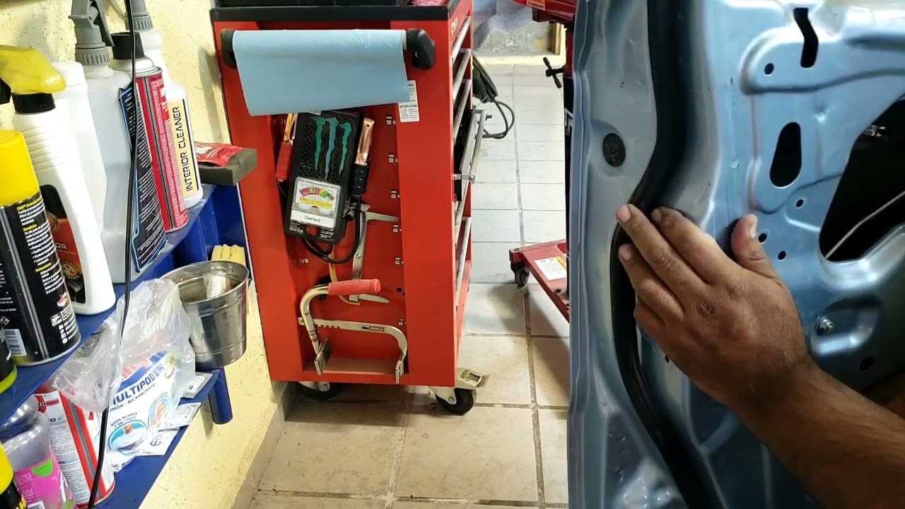 aveo no cierra segyros  y no activa alarma.