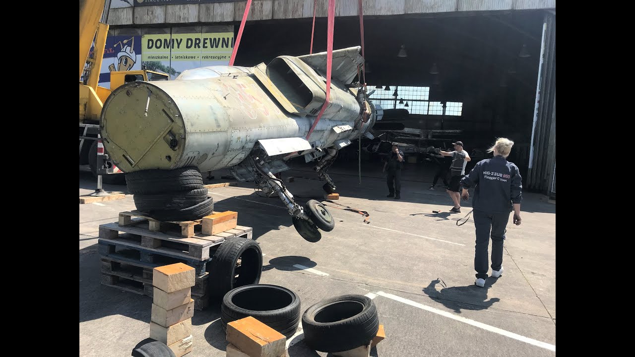 TV ASTA: pilanka kupiła samolot odrzutowy MIG-23