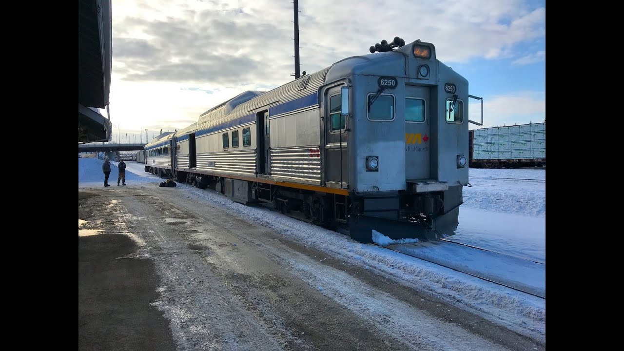 Поездка на поезде Budd Car в Буш