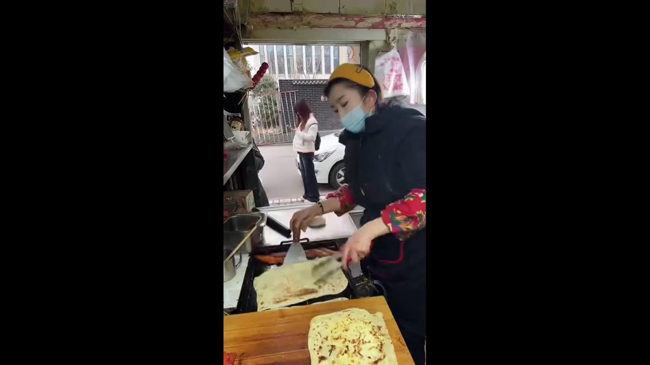 Street Food Livestream | Third-Person View of Egg Pancake Prep | Ambient Sounds