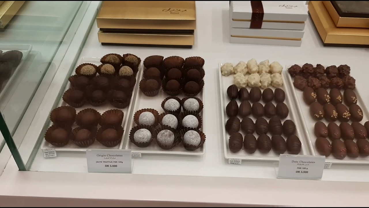 Buying Dates at Bateel //  Luxury Brand Store for Dates and Chocolates