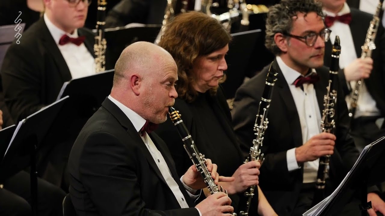 Mouvements Fr&eacute;n&eacute;tiques - Alexandre Kosmicki door Koninklijke Harmonie van Peer